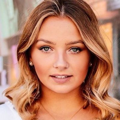 Alina Mour