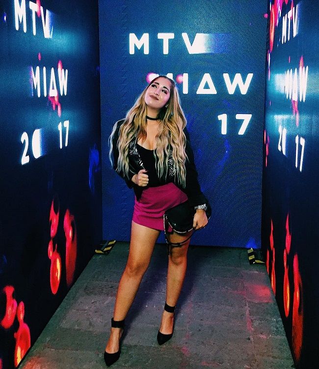 Queen Buenrostro- body