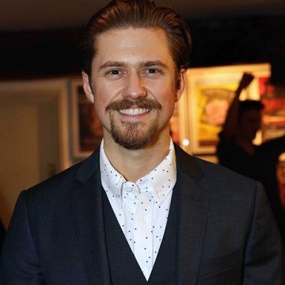 Aaron Tveit-Bio, Age, Net Worth, Salary, Single, Facts, Wiki