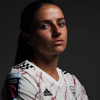 Danielle van de donk