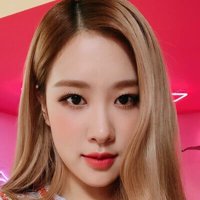 Roseanne Park (Rosé)