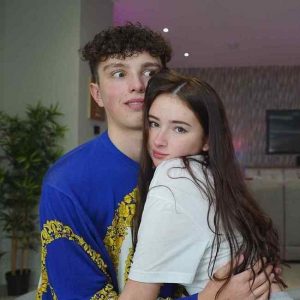 Tamzin Taber - Bio, Age, Net Worth, Height, In Relation, Facts