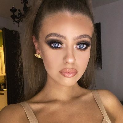 Chloe Rose