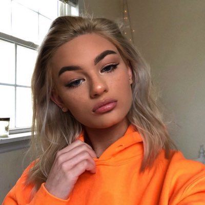 Zoe Christina Marshall