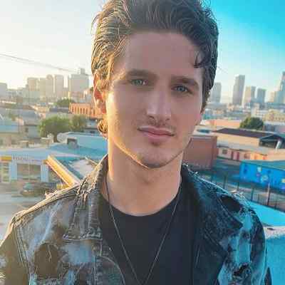 Andrew Bloom