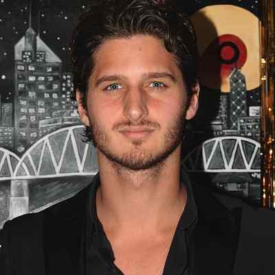 Andrew Bloom