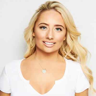 Saffron Barker