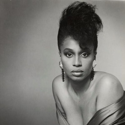 Jenifer Lewis
