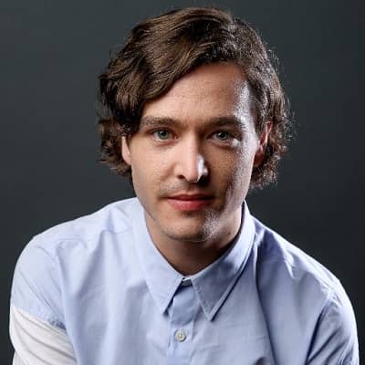 Alexander Vlahos