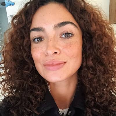 Anna Shaffer