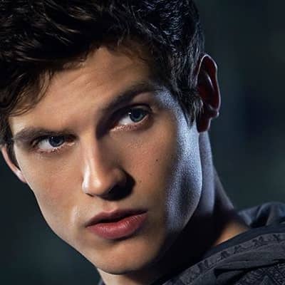 Daniel Sharman