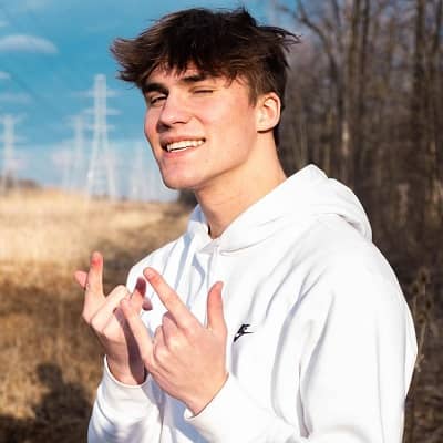 Elijah Grit