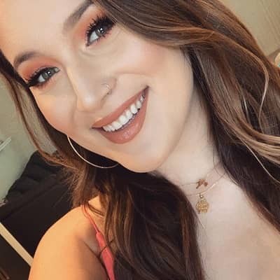 Jessi Smiles