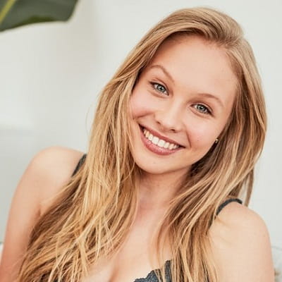Olivia Deeble