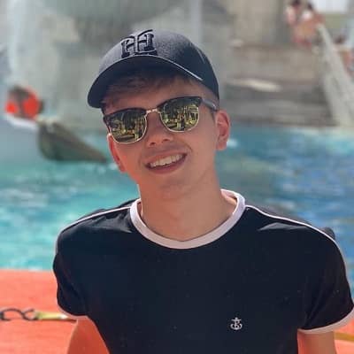 SimplyLuke