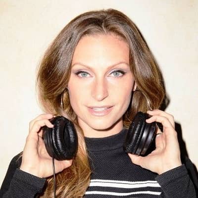 Lauren Hashian
