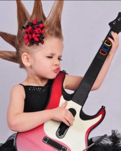 Emerald Gordon Wulf - Bio, Age, Single, Net Worth, Facts, Career