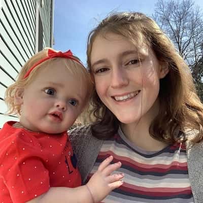 Kelli Maple