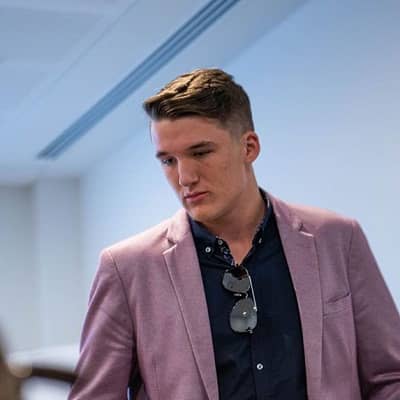 Lachlan Delchau-Jones
