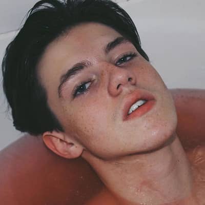 Nicholas Tomillon