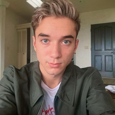 Daniel Seavey