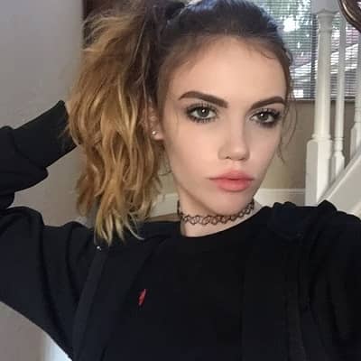 Keelee Breeze Van Winkle