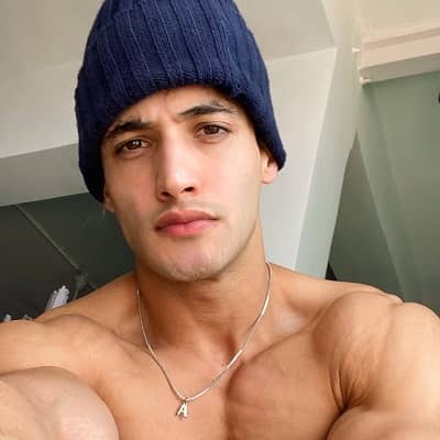 Asim Riaz