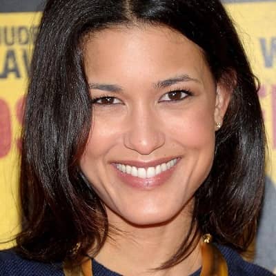Julia Jones