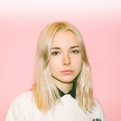 Lydia Night