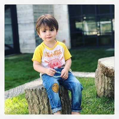 Zeppelin Bram Ackles