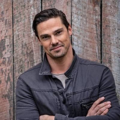 Jay Ryan