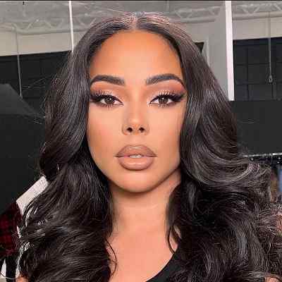 Tabria Majors