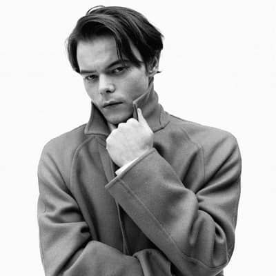 Charlie Heaton