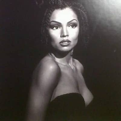 Chelsi Smith