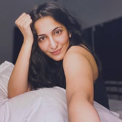 Eisha Chopra