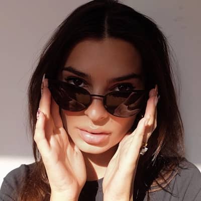 Emily Ratajkowski