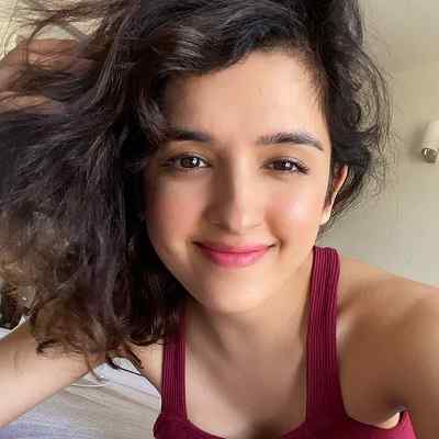 Shirley Setia