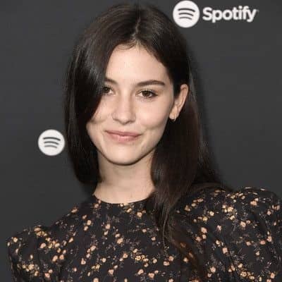 Gracie Abrams - Bio, Net Worth, Height, Nationality, Married, Facts