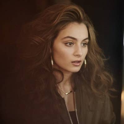 Lily Sastry (Lily Atkinson)