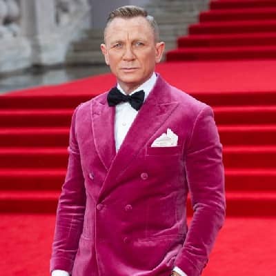 Daniel Craig