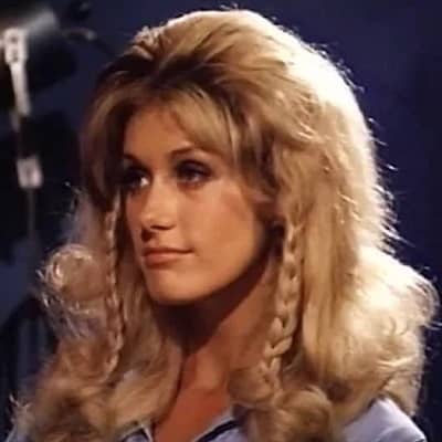 Robyn Hilton