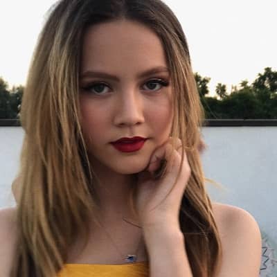 Iris Apatow