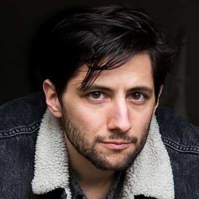 Concerned Ape(Eric Baron)