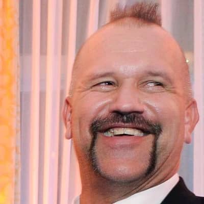 Joe Laurinaitis (Road Warrior Animal)