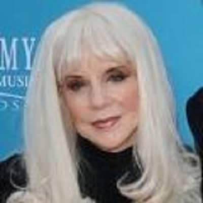 Mary Beougher - Bio, Age, Net Worth, Height, Single, Facts
