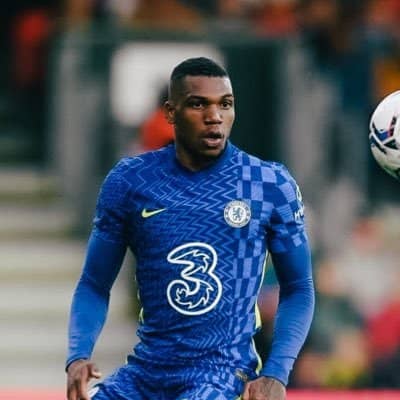 Dujon Sterling