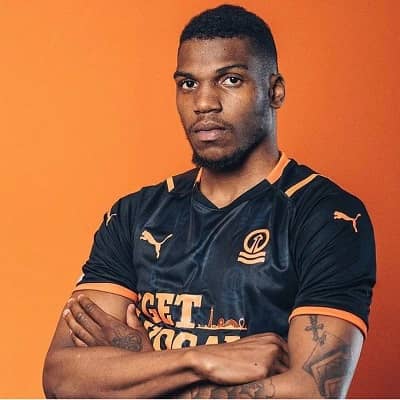 Dujon Sterling