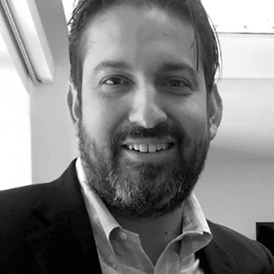 Jonathan R. Dariyanani