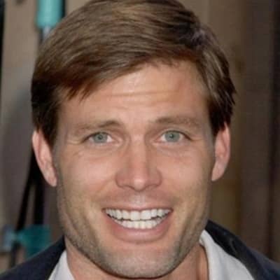Casper Van Dien