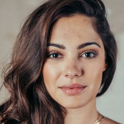Nilam Farooq